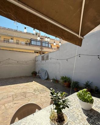 Bilocale in buono stato con giardino
