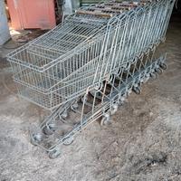 Carrelli spesa in acciaio 25 euro l'uno