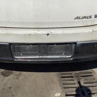 TOYOTA AURIS PARAURTI POSTERIORE