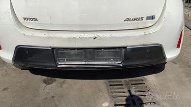 TOYOTA AURIS PARAURTI POSTERIORE