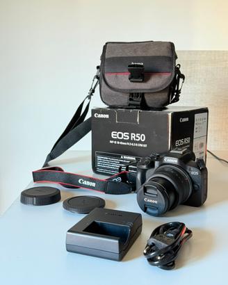 Canon EOS R50 mirrorless kit completo + accessori