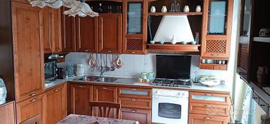 CUCINA COMPLETA marca " VENETA CUCINA "