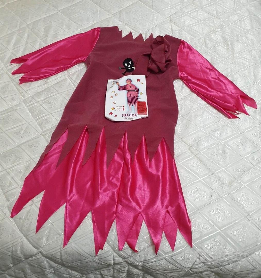 Costume Vestito di Carnevale Piratessa Nuovo 5/6 A - Tutto per i bambini In  vendita a Messina