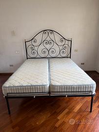 Letto matrimoniale in ferro battuto