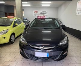 Opel Astra 1.7 CDTI Tourer Cosmo 82000 km 2014