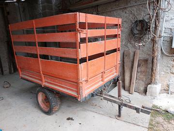 rimorchio per trattore