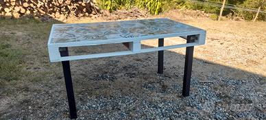 Tavolo da giardino e veranda 