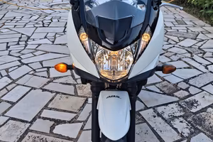 SUZUKI GSF 650 SA 2013