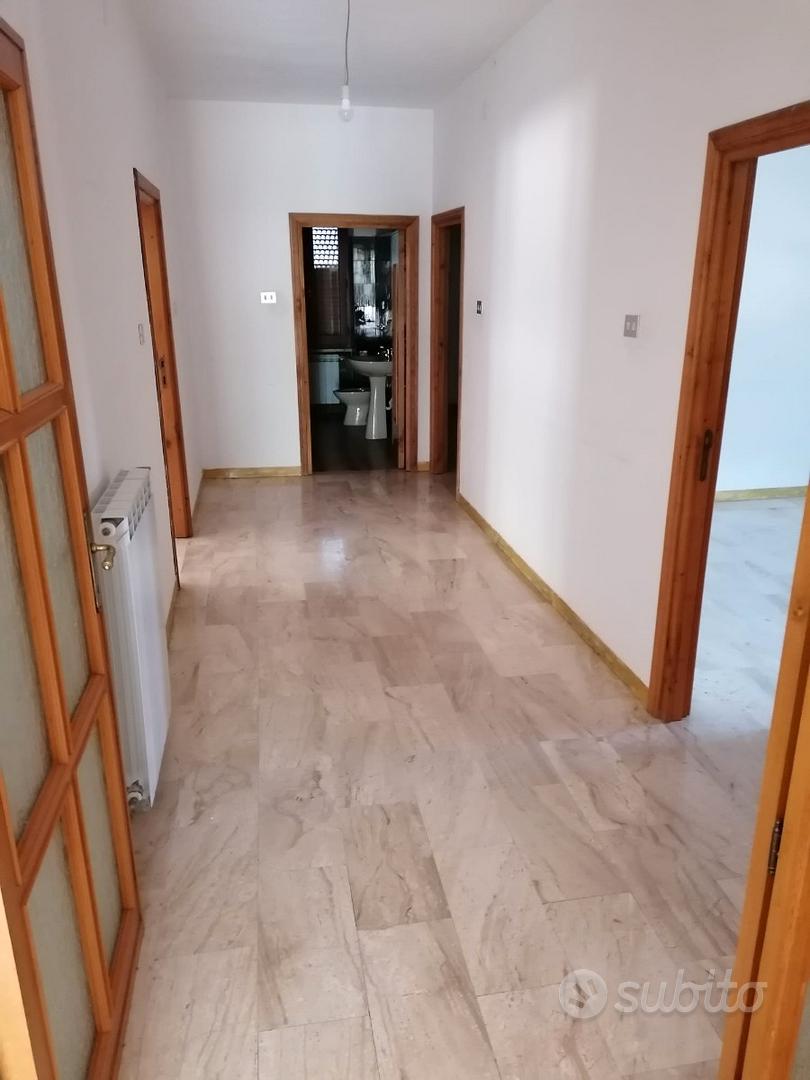 Appartamento in villa bifamigliare - Vista 3