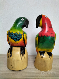 Coppia pappagalli in legno