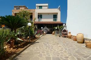 VILLA A SCHIERA A SCANZANO JONICO