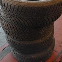Gomme quattro stagioni kumho