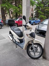 Honda SH 150i (2006) - Prontissimo all'uso!