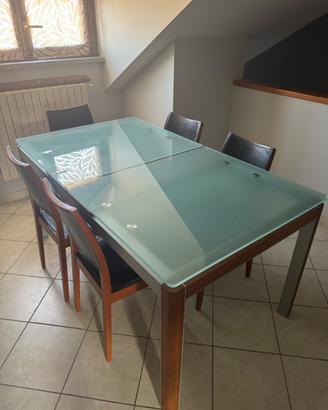 Tavolo da cucina in vetro temperato