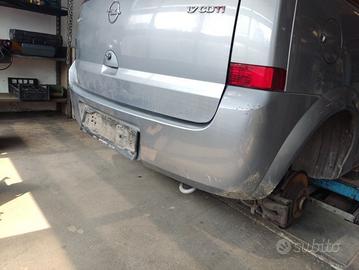 Paraurti posteriore OPEL MERIVA del 2004