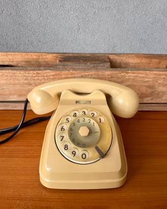 Telefono disco Vintage SIP S62 crema Italtel 1972