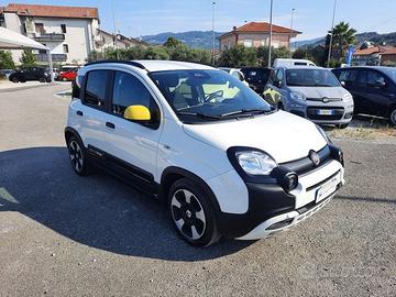 FIAT Pandina 1.0 FireFly 70cv S&S Hybrid Cross