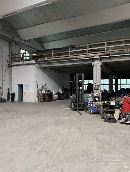 Immobile in asta di 3454 m² a Orzivecchi - Vista 4