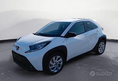 Toyota Aygo X 1.0 VVT-i 72 CV 5 porte Active KM 0 
