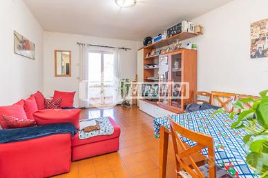 TRILOCALE PRIMO PIANO ZONA CENTRALE