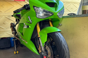 Kawasaki ninja zx6r 636
