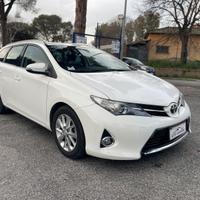 Toyota Auris Touring Sports 1.4 D-4D Lounge