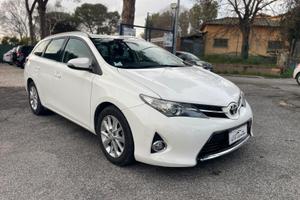 Toyota Auris Touring Sports 1.4 D-4D Lounge