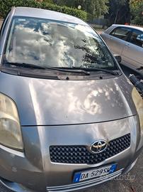 Toyota Yaris  per cambio 