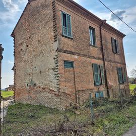 Casa da ristrutturare Voghera via Cignoli