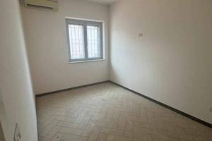 Immobile di 670 m² a Aversa
