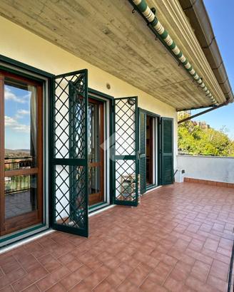 4 LOCALI A MONTE COMPATRI