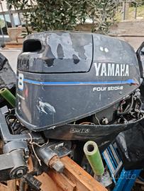 fuoribordo YAMAHA