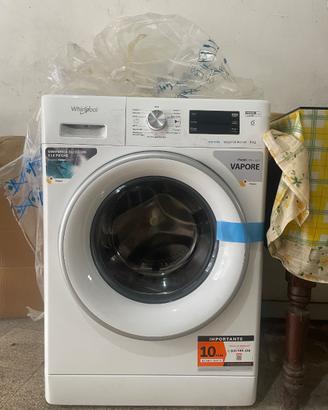 Lavatrice whirpool  8 kg nuova