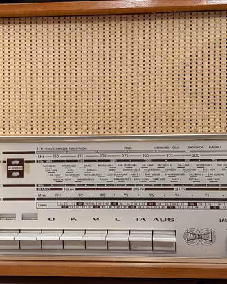 RADIO D'EPOCA GRUNDIG 3397 FUNZIONANTE