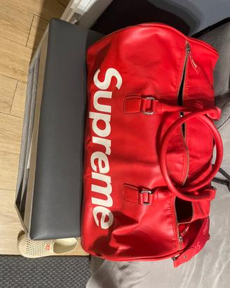 Borsa supreme originale in buone condizioni