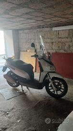 Piaggio Carnaby 200 ES