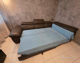 Divano angolare con chaise lounge estraibile