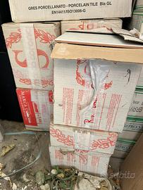 Piastrelle rivestimento bagno