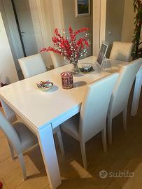 tavolo di legno massello