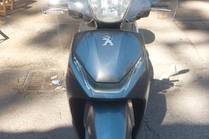 Scooter Peugeot Belville 200