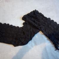 Sciarpa morbidissima con frange e balze