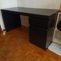 scrivania Ikea nera 