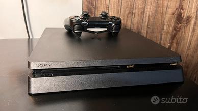 Play Station 4 512GB Slim