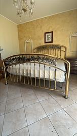 Letto matrimoniale 160x190 in ferro battuto e otto