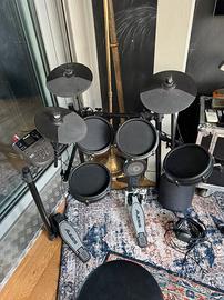 Batteria Alesis Nitro Mesh Kit Drums
