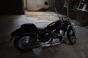 Honda Shadow 750 black spirit