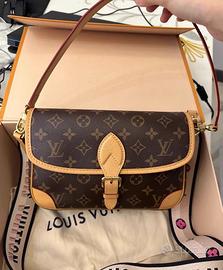 🥖Guarda questa nuovissima borsa baguette LV⭐