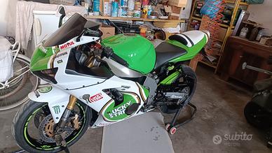 MOTO KAWASAKI NINJA 636