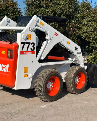 P165 Mini Pala 27 q Bobcat 773