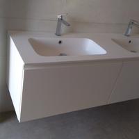 Arredo bagno completo di sanitari